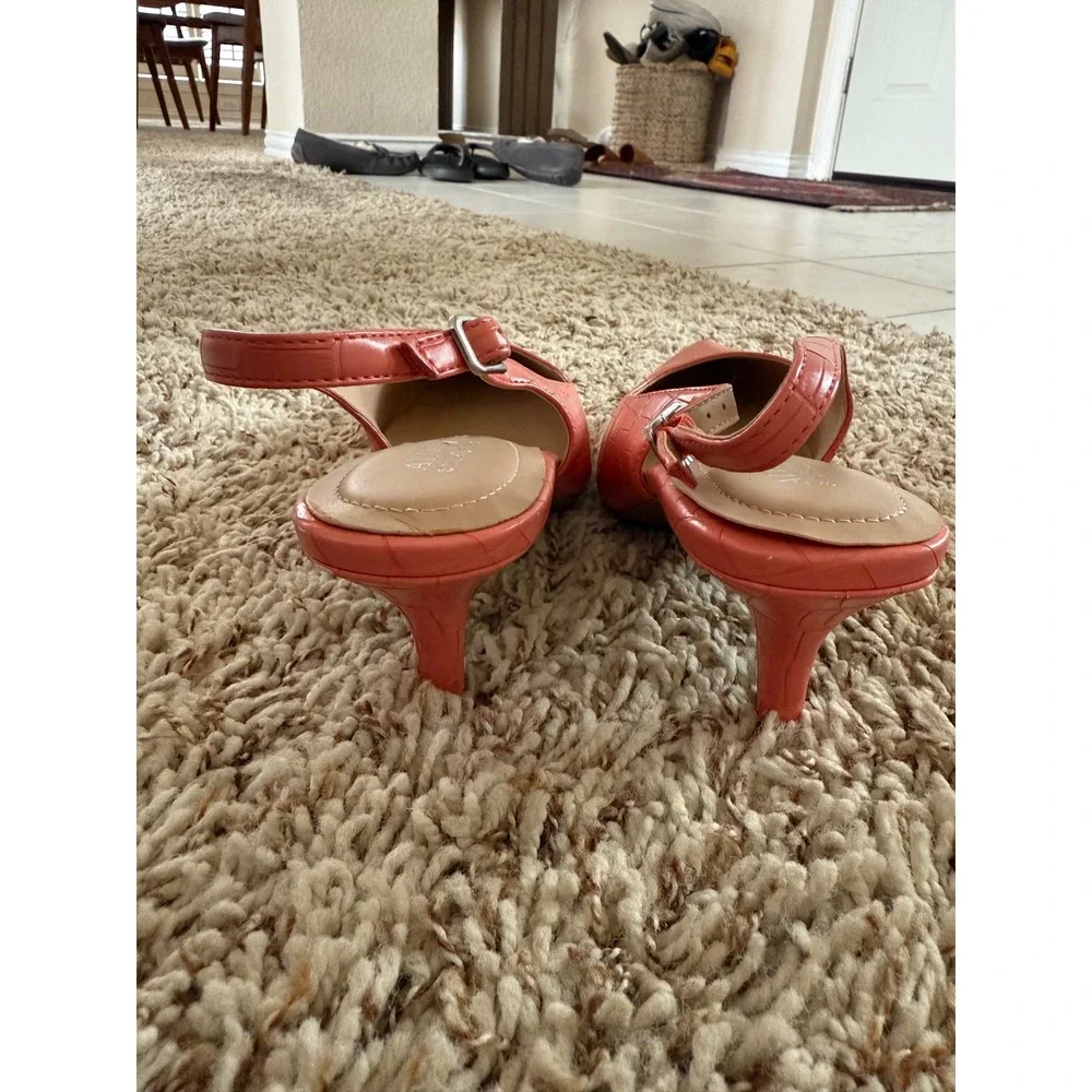 Alfani Step 'n Flex Women's‎ 8M Coral Faux Croc Slingback Heels - Picture 4 of 6